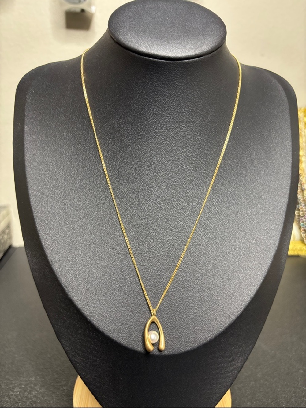 Minimalist Gold Tone Wishbone Pendant Necklace Pearl Detail Dainty Jewelry